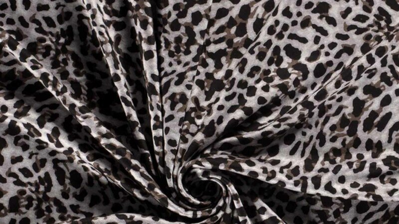 Polyester Viscose Jersey met Panterprint kopen bij Stoffenwinkel Online