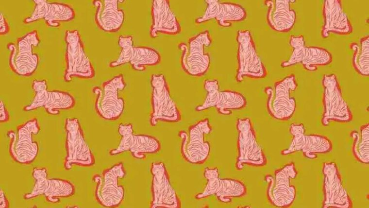 Donker gele tricot stof met tijgers - Poppy Fabrics kopen bij Stoffenwinkel Online