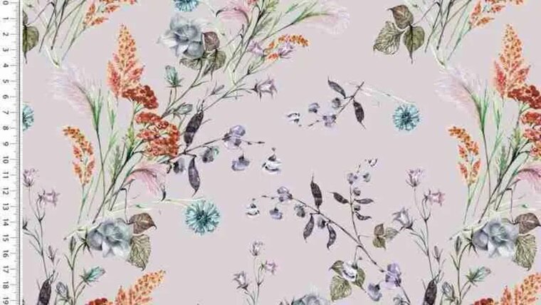 Zacht lila tricot stof met wilde bloemen kopen bij Stoffenwinkel Online