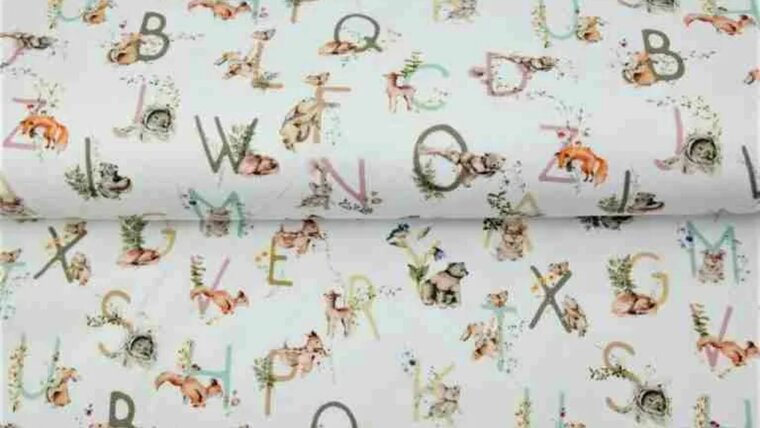 Tricot jersey stof met alfabet en vossen | schattig en trend kopen bij Stoffenwinkel Online